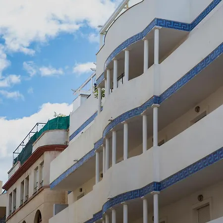 Aticos 公寓 埃斯特波纳